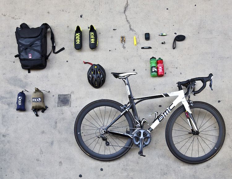 mountainbike zubehör mtb ausrüstung wichtig fahrradreise strecken teile fahrrad