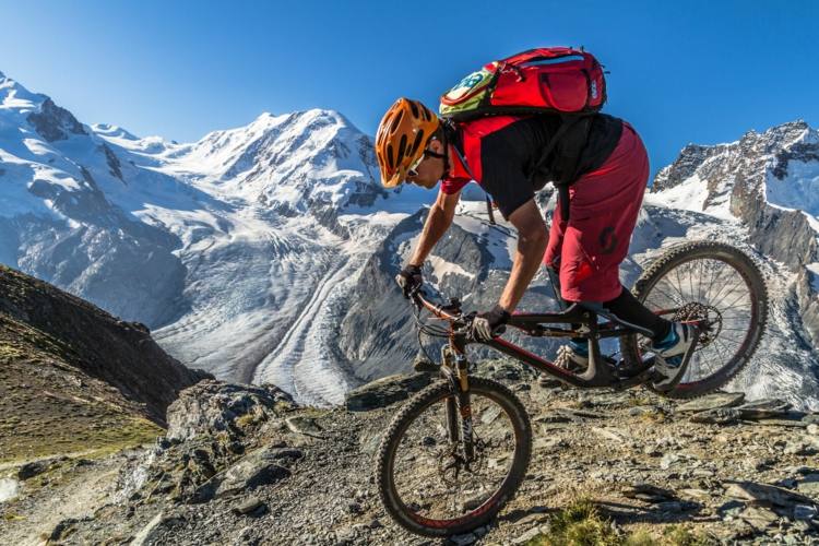 zermatt bikepark in der schweiz panorama mtb downhill
