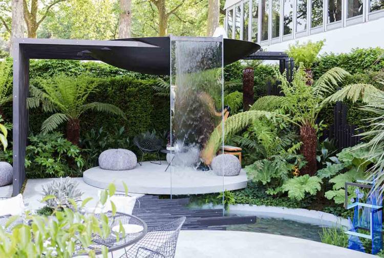 Glaswand Wasserspiel Alu Pergola Überdachung Garten