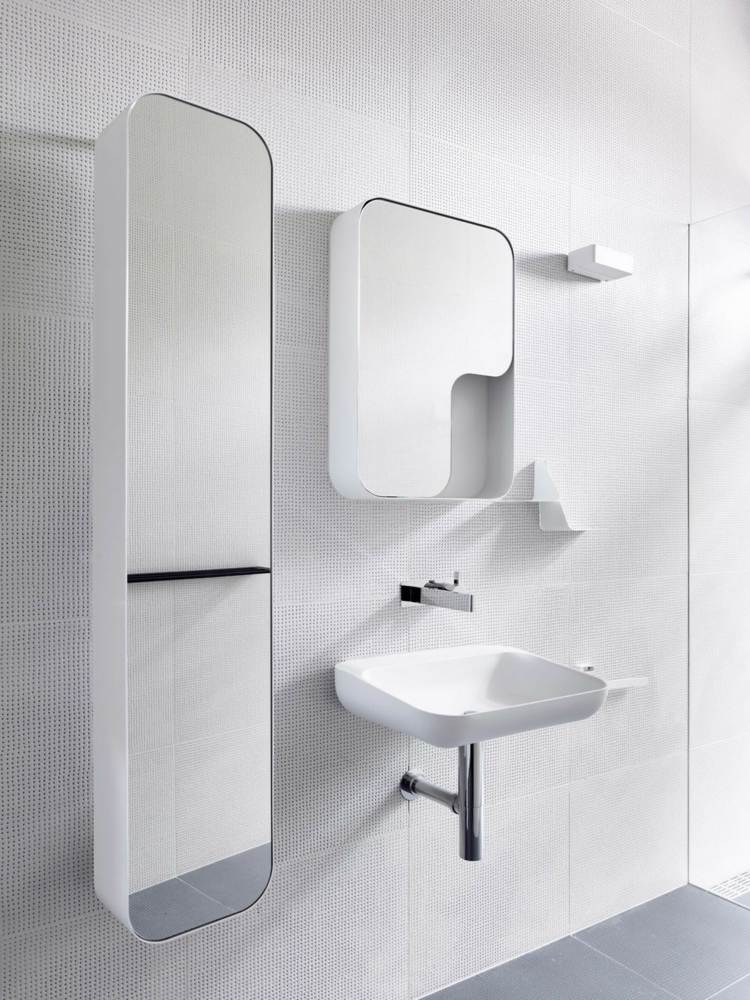 badezimmer weiß grau schrank spiegel abgerundete formen wellblech fassade
