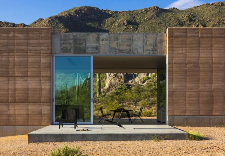 bauen mit stampflehm hybridmaterial moderne architektur tuscon mountain retreat