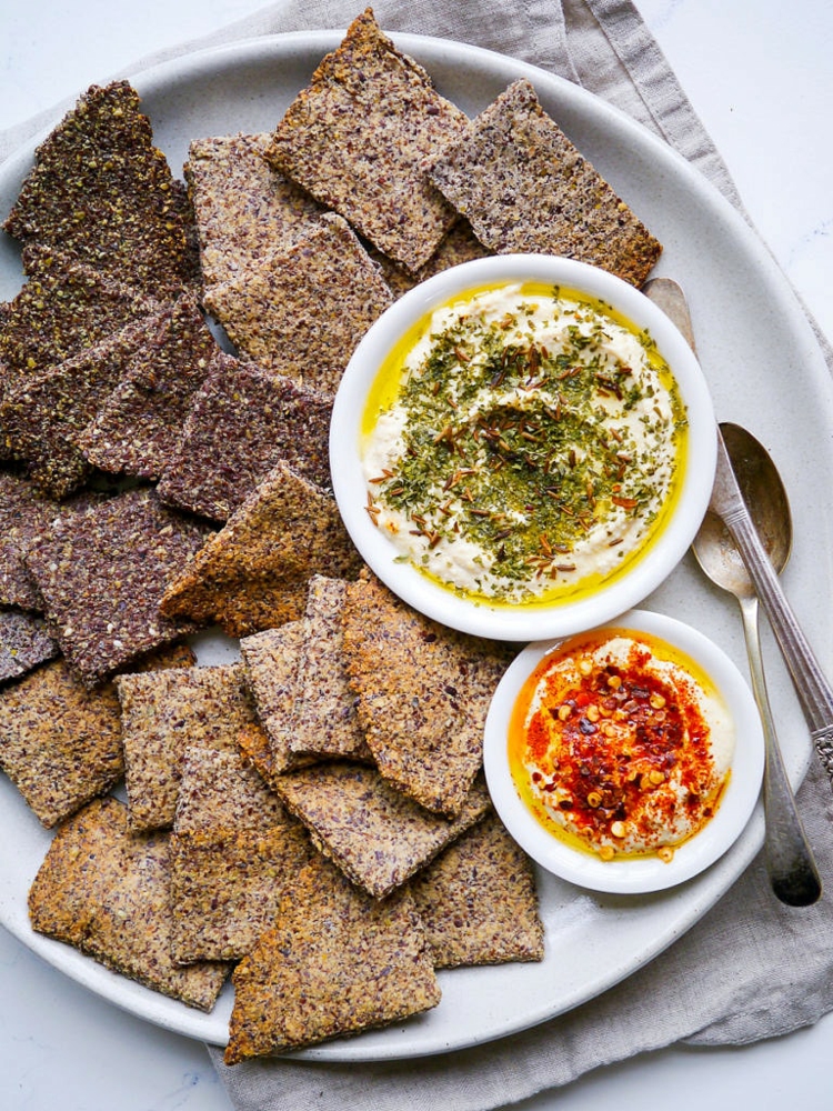 cracker aus samen keto snacks sättigend zwischenmahlzeit