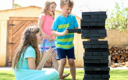 diy turm kinder outdoor spiel jenga gruppen spielanleitung geschicklichkeit