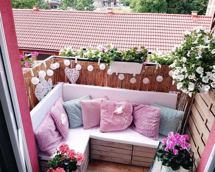 ecksofa balkon diy ideen romantische gestaltung