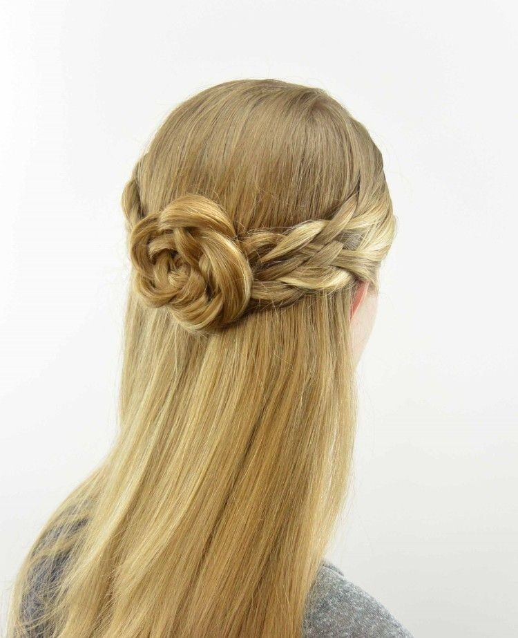 flechtfrisuren-trend flower braid lange haare blond