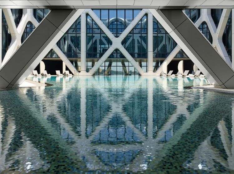 moderne architektur morpheus hotel macau außenskelett konstruktion glasfenster außergewöhnlich design außenbereich