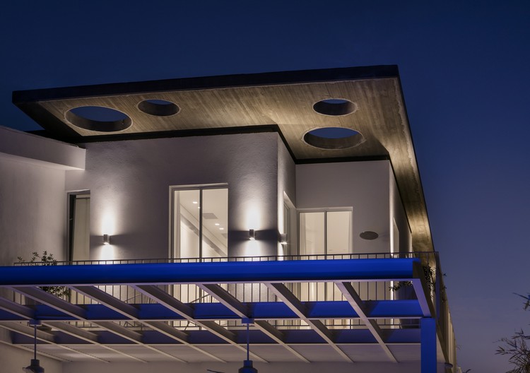 runde dachfenster klassisches element der architektur