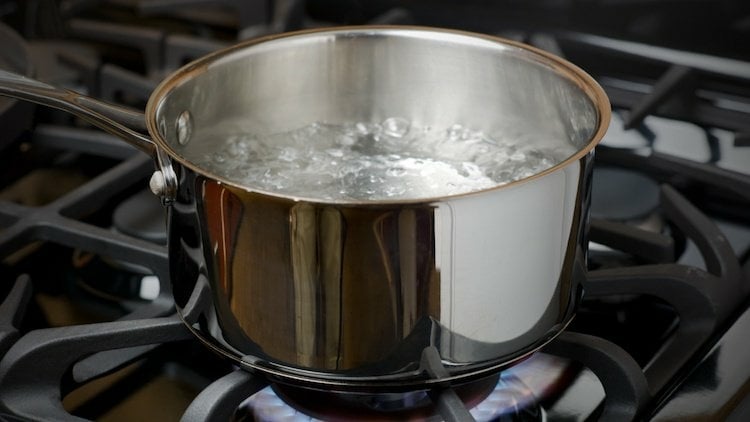angebranter topf leitungswasser aufkochen einweichen