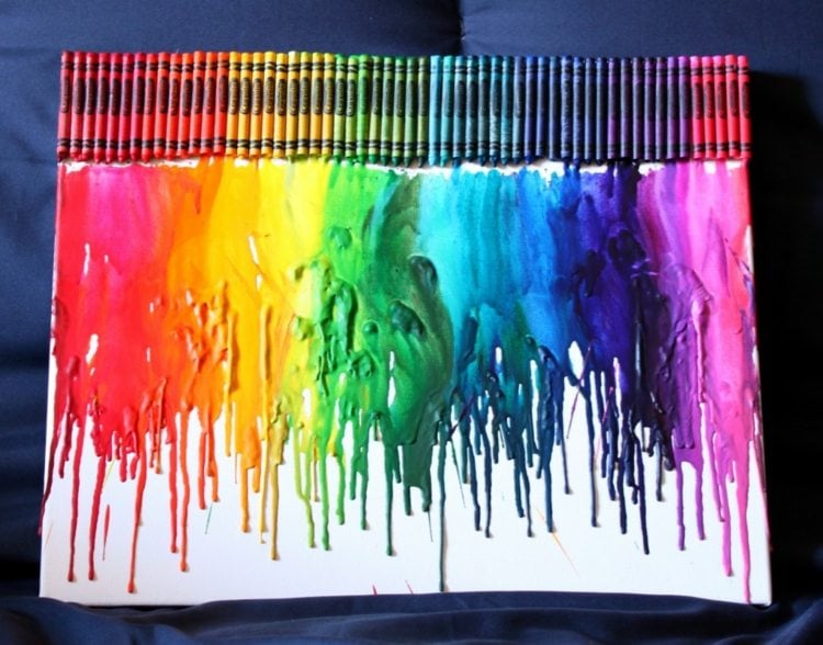 geschmolzene crayola wachsmalstifte abstakte kunst selber machen