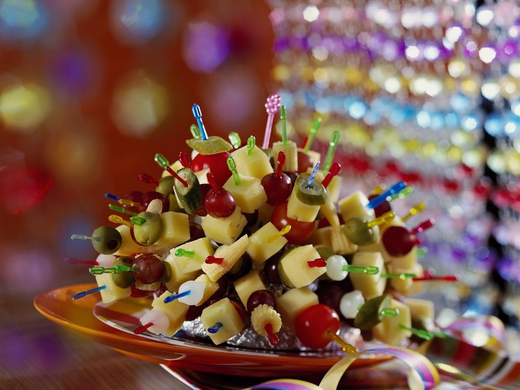 Einhorn kindergeburtstag kinder geburtstagsfeier geburtstagsparty regenbogen fasching feiern kindergeburtstage verjaardagsfeestje spelletjes sasibella pferde tolle prinz mottopartys verjaardagsfeestjes eenhoorn einhornparty schokoladen So können Sie einen tollen Käseigel für die nächste Party selber machen!