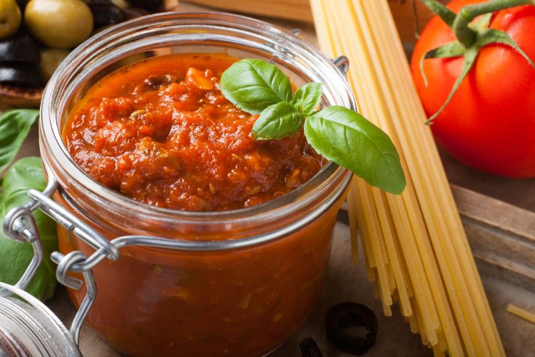 pastasaucen rezepte vegetarisch mit fleisch zubereiten leckere rezeptideen italienische nudelgerichte marinarasauce