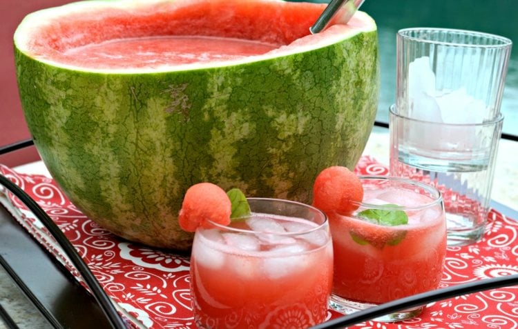 wassermelone kinderbowle rezept ananassaft fruchtfleisch kugel