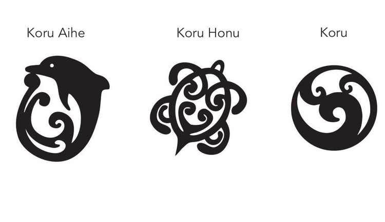 Koru Spirale Symbol mit Schildkröte und Dolphin kombiniert