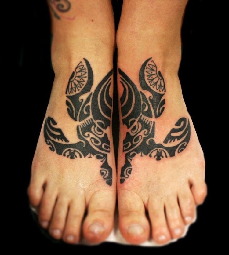 Schildkröte Maorie Tattoo Fuß Frau Symbole