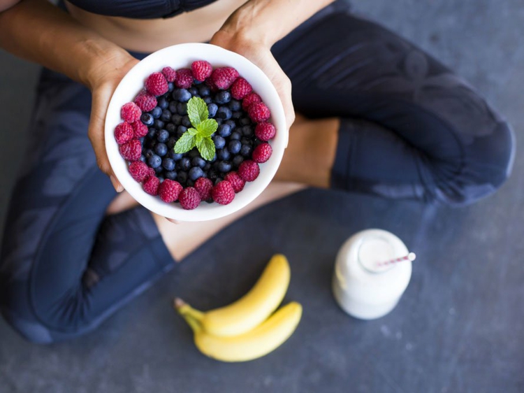 bewusste gesunde ernährung für yogis rohkost abnehmen mit yoga