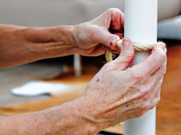 diy raumtrenner ausmessen seil schnur umwickeln stab binden kleben