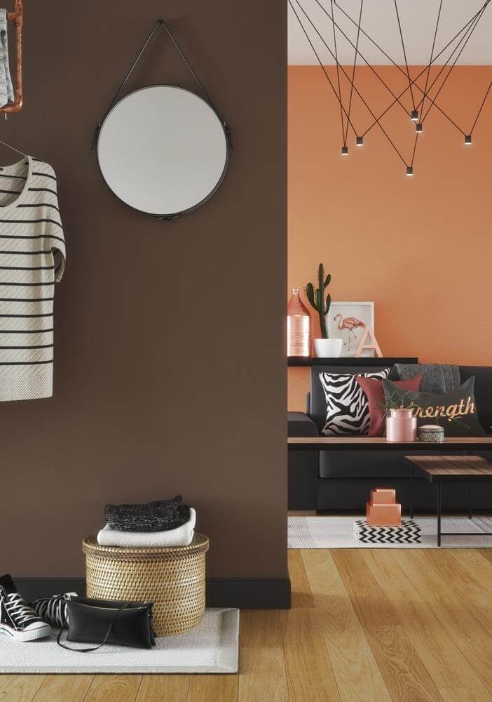 farbige wände braun orange wohnzimmer flur