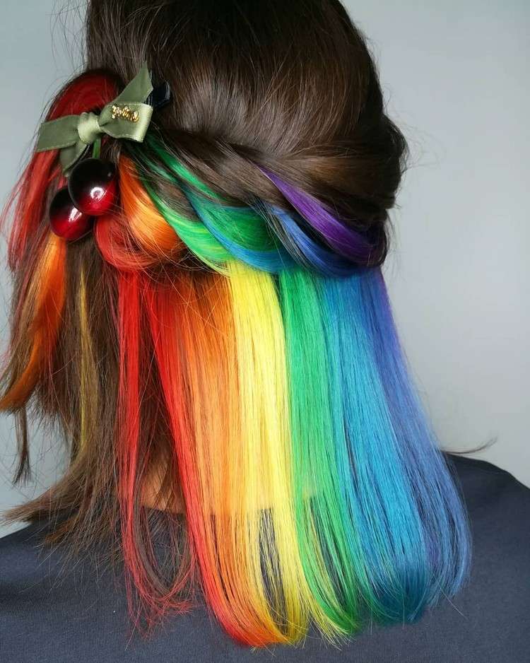 ideen neue haarfarbe hidden rainbow bunte haare