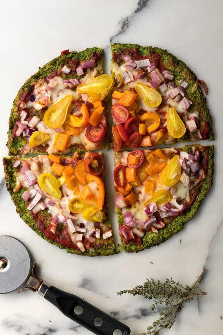 pizzaboden aus brokkoli low carb ohne mehl vegetarisch