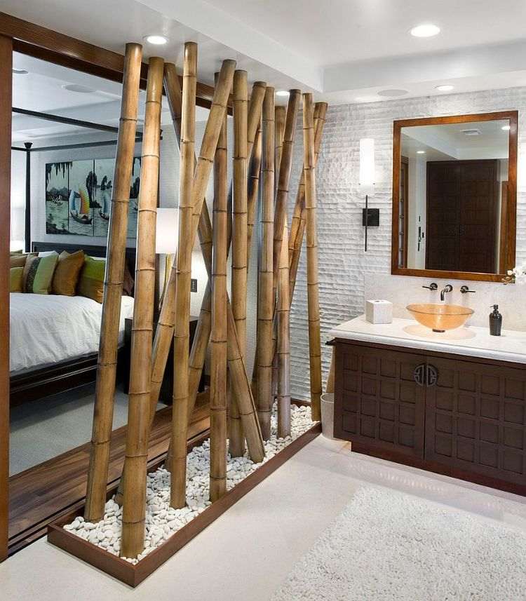 raumteiler ideen designer raumtrennwand bambus schlafzimmer badezimmer trennung waschbecken spiegel