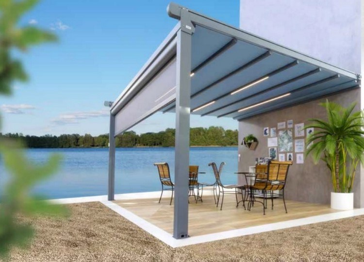 Terrassenmarkisen bieten Sonnen- und Regenschutz Seitenmarkisen LED Beleuchtung Wandmontage