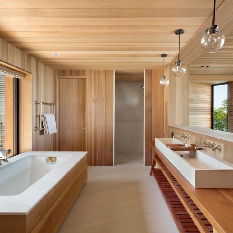 badezimmer fernglas haus mit holz verkleiden innenraum badewanne designer nachhaltig wasserhahn waschbecken