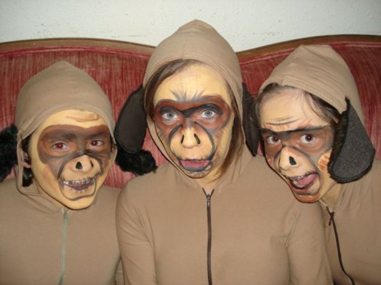 gorilla schminken affenkostüm maske kinder als affe ideen halloween karneval faschingskostüm verkleiden gesichtsmalerei