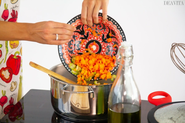 sauce bolognese original rezept karotten sellerie andünsten