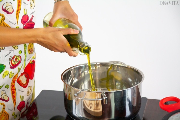 spaghetti bolognese originalrezept olivenöl butter erhitzen