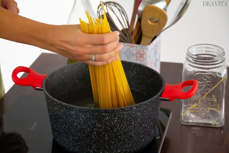 spaghetti kochen salzwasser zubereitung bolognese rezept original