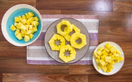 ananas schneiden anleitung würfel scheiben dekorativ