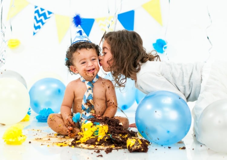 cake smash baby fotoshoot organisieren geschwister