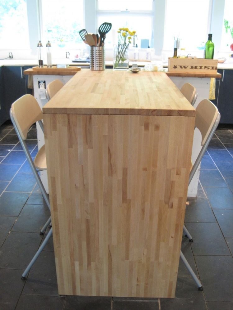 kücheninsel aus ikea möbeln lagan arbeitsplatte massivholz selber machen diy projekt küche stühle küchenutensilien