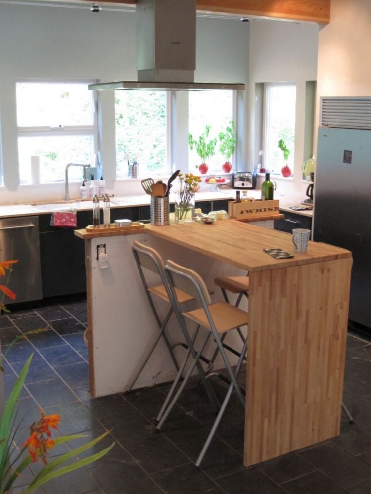 kücheninsel aus ikea möbeln lagan arbeitsplatte massivholz selber machen diy projekt küchenstühle spülbecken abzugshaube