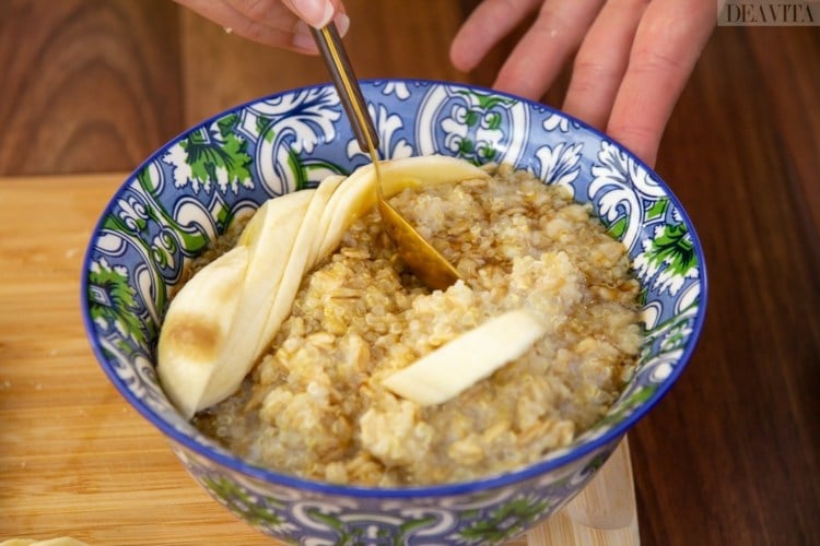 quinoa porridge zimt schokotropfen ahornsurup haferflocken