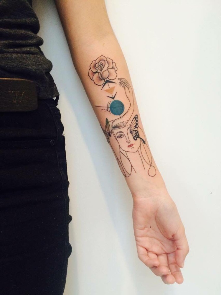Surrealismus Picasso Tattoo Trend 2019 Unterarm innenseite Rose Schmetterling