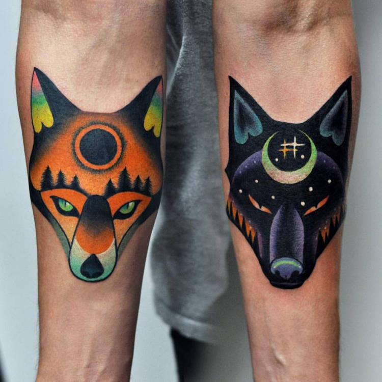 Tattoo Trends 2019 Mann beide Arme Fuchs Sonne Mond Tag und Nacht