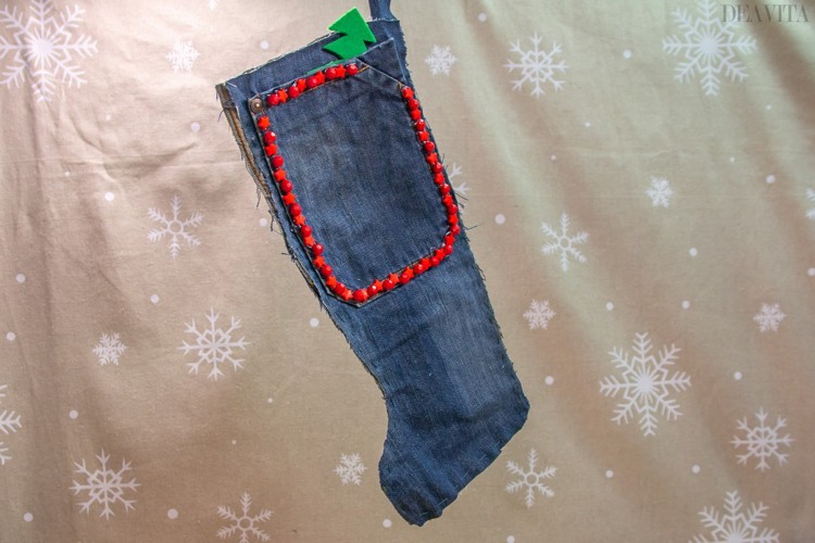 alte Jeans verwerten Nikolausstiefel mit Kindern basteln nähen lernen