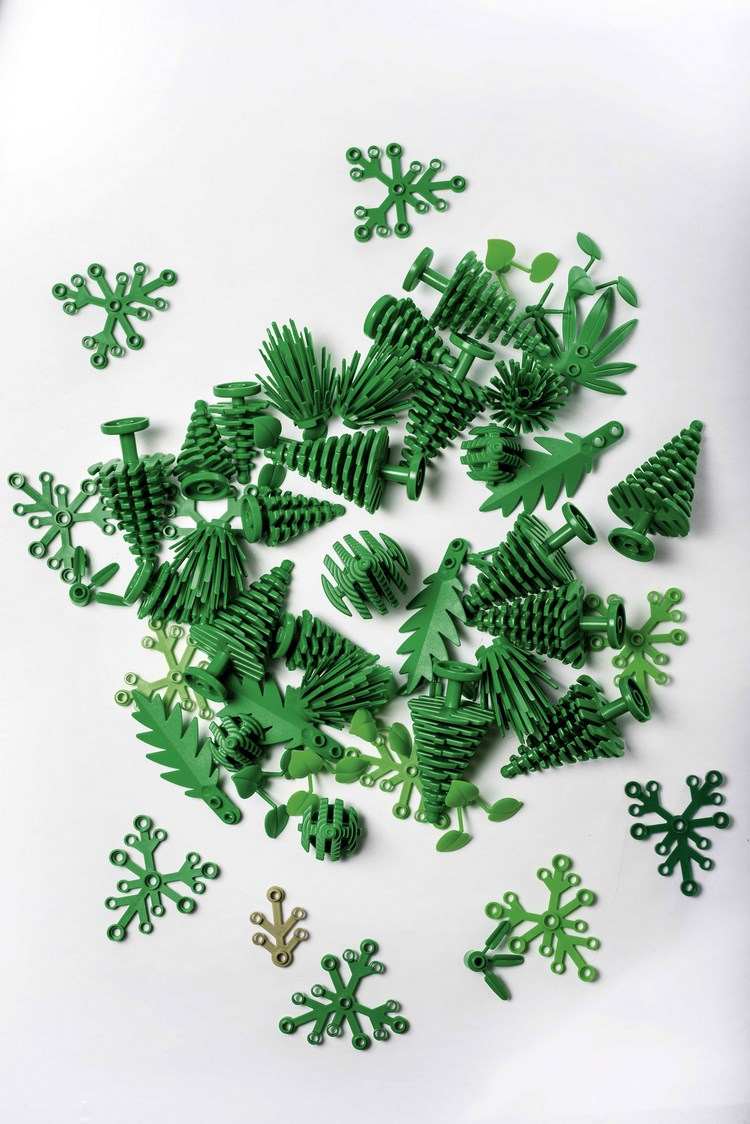biokunsstoffe herstellen projekte bioplastik legosteine botanische figuren zuckerrohr basis elemente tannenbäume blätter