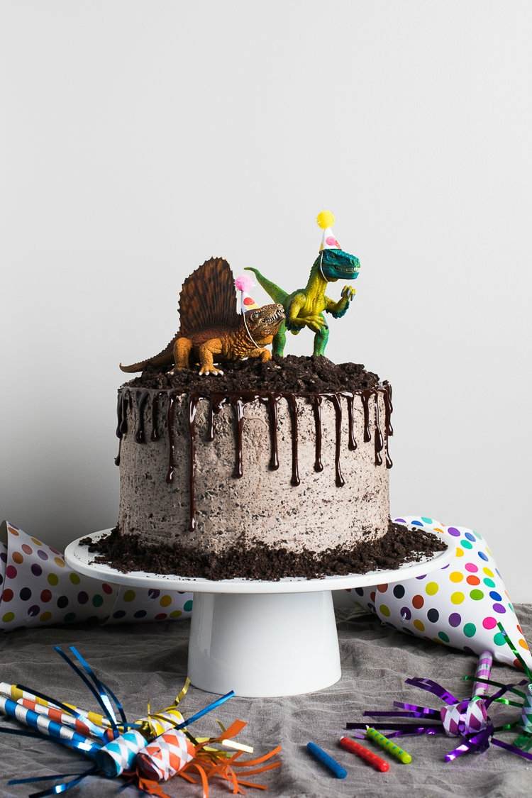 dinosaurier kuchen für kindergeburtstag oreo dekofiguren