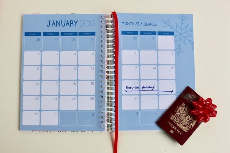 geschenkverpackung reisegutschein basteln kreative ideen urlaubgutschein selber machen kalender tagebuch datum markieren