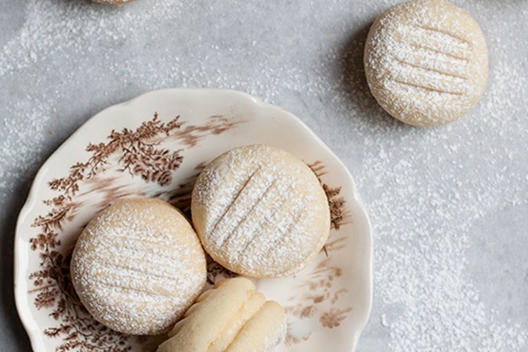 Schneeflocken Plätzchen zubereiten - 5 leckere und gelingsichere Rezepte