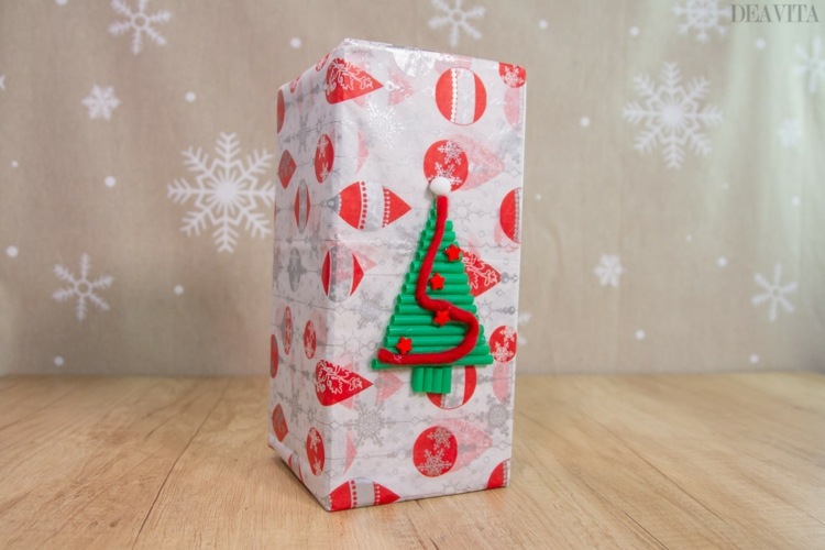 weihnachtsgeschenke schön verpacken tannenbaum trinkhalme basteln