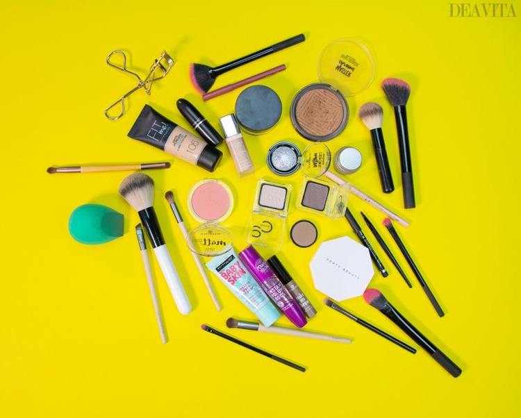 Cut Crease Make-up Schminktools und Produkte