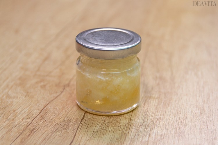 diy lippenpeeling 15 leichte rezepte mit natürlichen zutaten fertig produkt shea honig