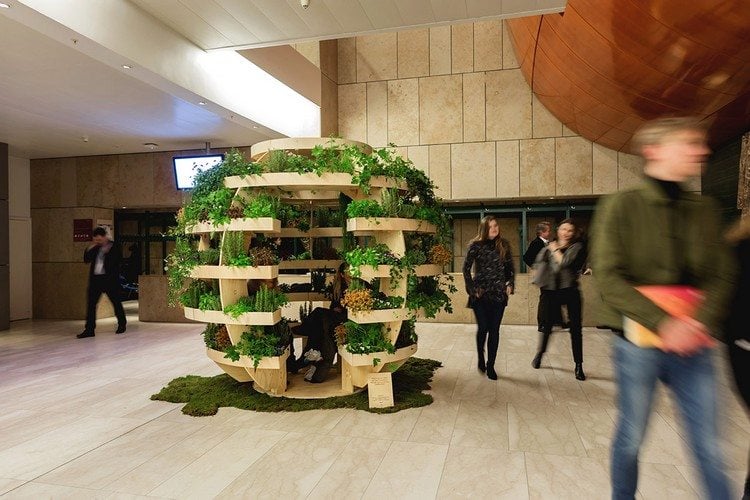 urbane landwirtschaft futuristischer garten stadt innovatives designprojekt konzept hyrdrokultur pflanzen holz sphäre ausstellung