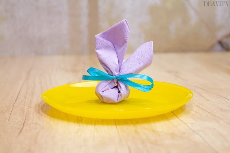 Kleines Ostergeschenk gefüllt mit Süßigkeiten selber machen