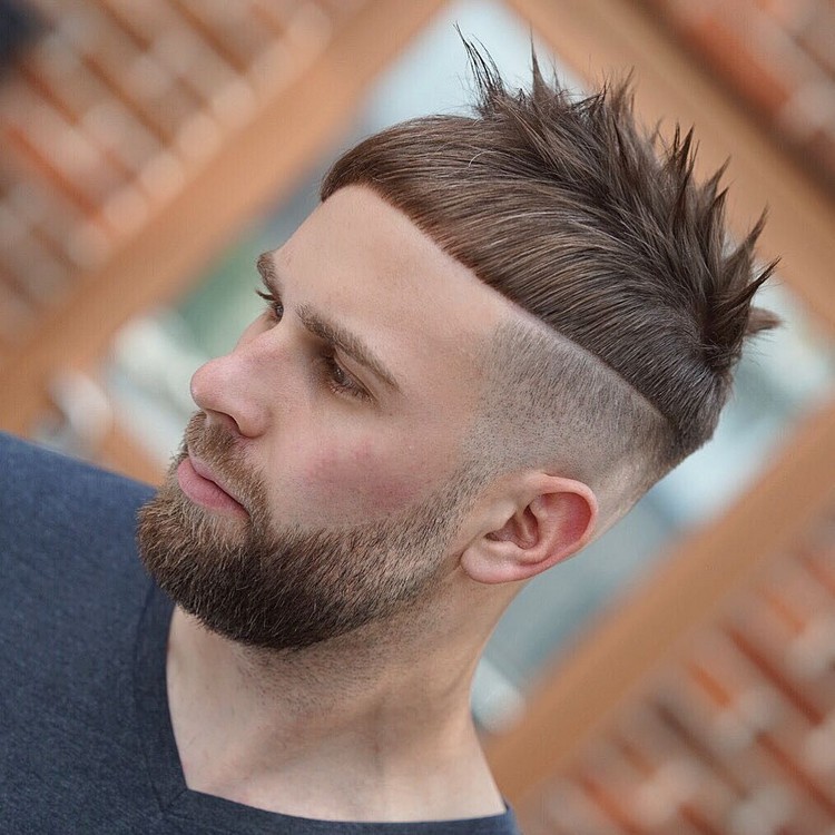 Die Coolsten Mannerfrisuren 2019 Moderne Haarschnitte Fur Kurze Haare