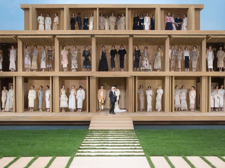 Karl Lagerfeld Chanel Frühling Sommer Modeshow 2016