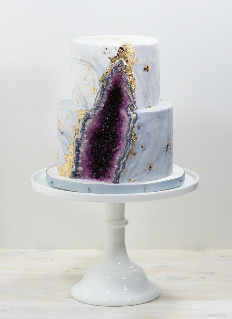 Kristall Torte mit Naturstein kombinieren - Weißer Marmor und Amethyst